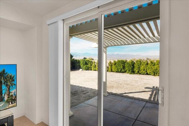 1290 Esperanza Trail, Palm Springs, CA 92262