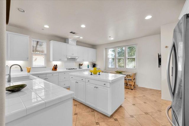 1290 Esperanza Trail, Palm Springs, CA 92262