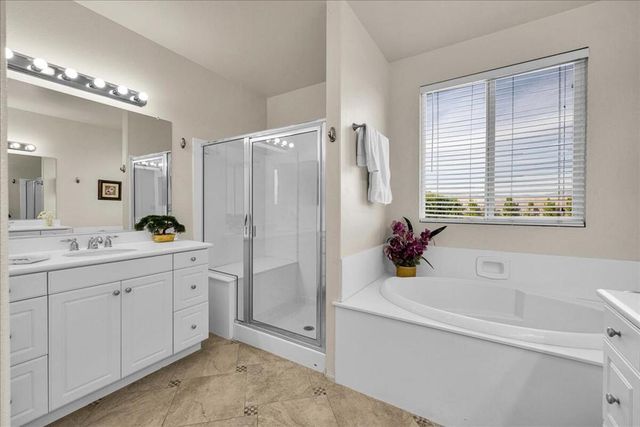 1290 Esperanza Trail, Palm Springs, CA 92262