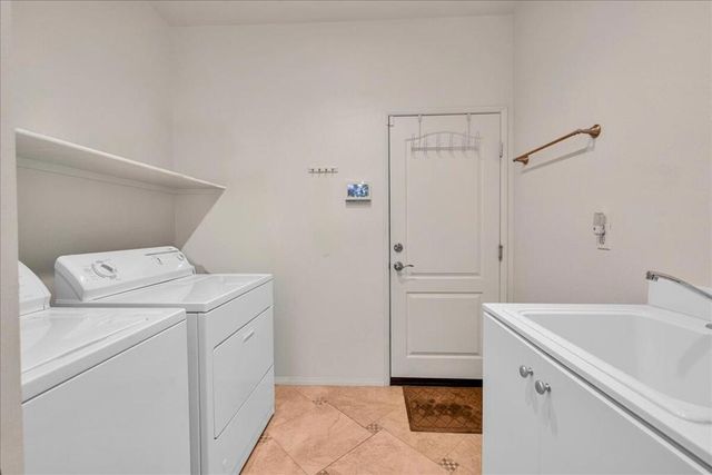 1290 Esperanza Trail, Palm Springs, CA 92262