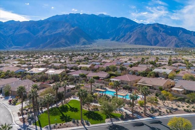 1290 Esperanza Trail, Palm Springs, CA 92262