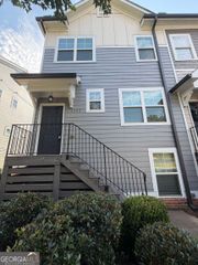 3782 Oxford Circle, Doraville, GA 30340
