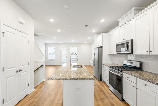306 Pathfinder Way, Charleston, SC 29492