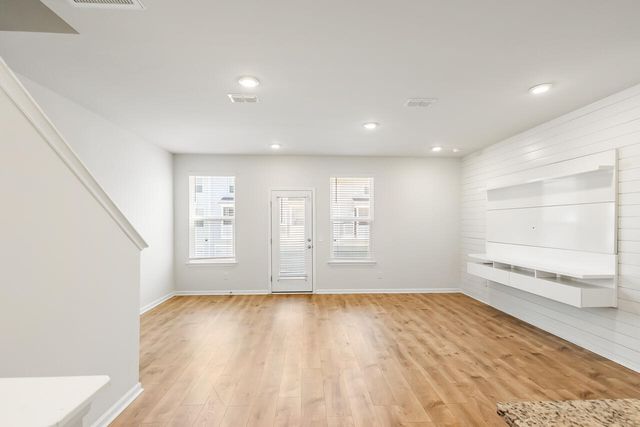 306 Pathfinder Way, Charleston, SC 29492