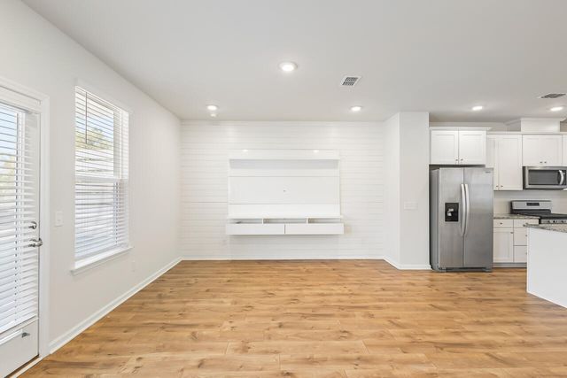 306 Pathfinder Way, Charleston, SC 29492