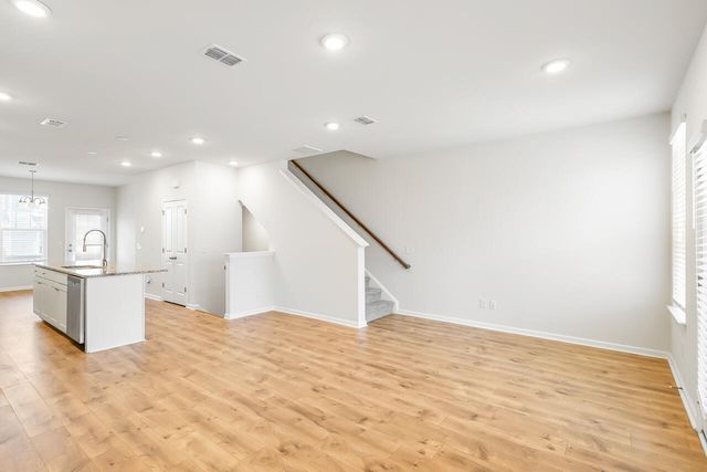 306 Pathfinder Way, Charleston, SC 29492
