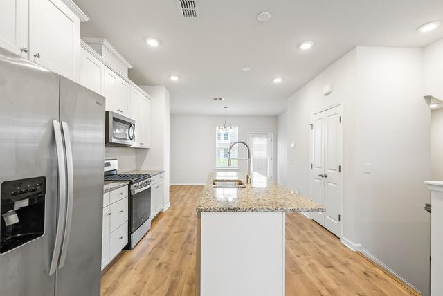 306 Pathfinder Way, Charleston, SC 29492