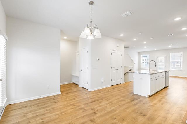 306 Pathfinder Way, Charleston, SC 29492