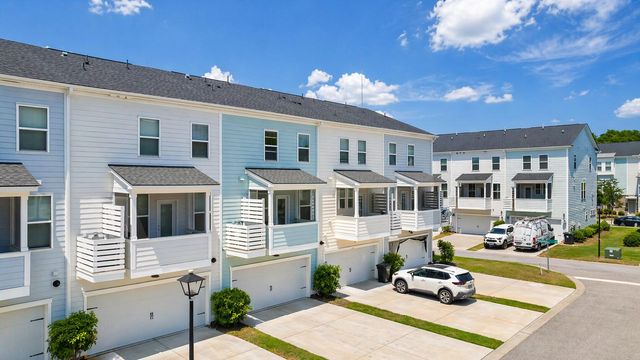 306 Pathfinder Way, Charleston, SC 29492