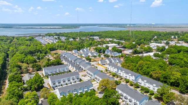 306 Pathfinder Way, Charleston, SC 29492