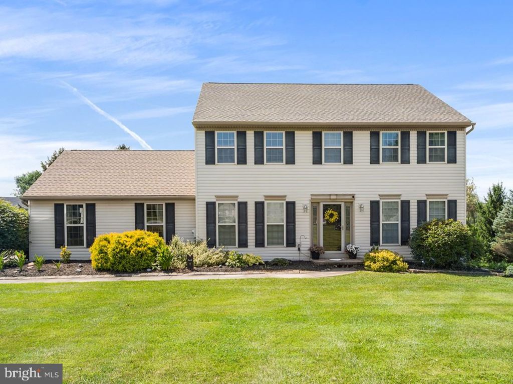 311 HERON DR, Lincoln University, PA 19352