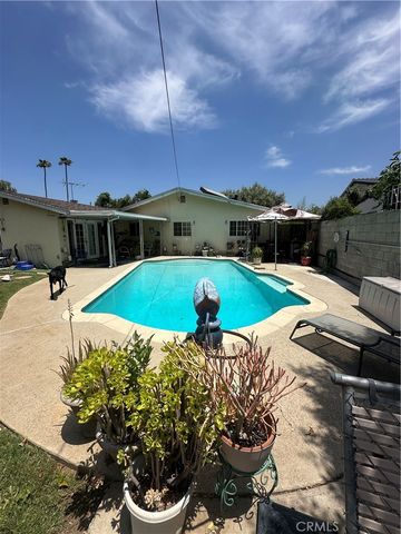 24 S Ash Street, Redlands, CA 92373