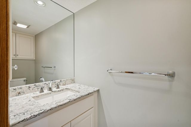 4046 Xerxes Avenue S, Minneapolis, MN 55410