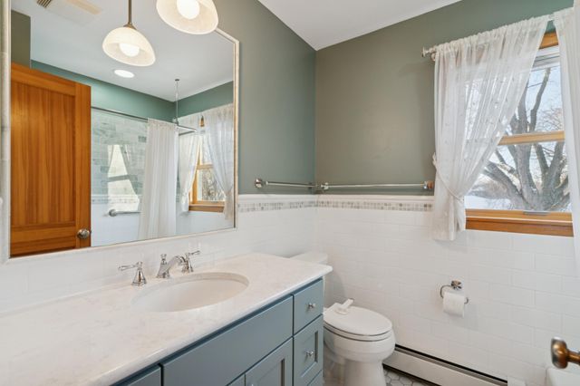 4046 Xerxes Avenue S, Minneapolis, MN 55410