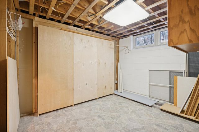 4046 Xerxes Avenue S, Minneapolis, MN 55410