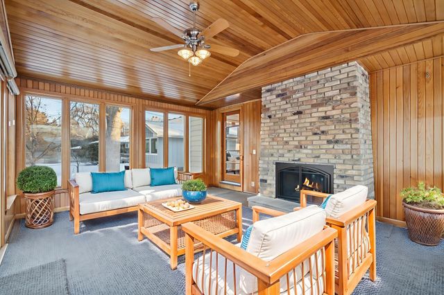 4046 Xerxes Avenue S, Minneapolis, MN 55410