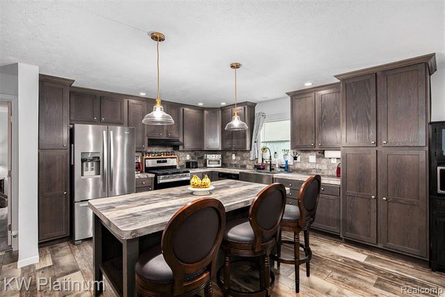 6154 Birch Creek Court, Kimball, MI 48704