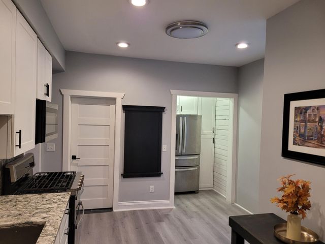 1123 Edgerton Street, Saint Paul, MN 55130