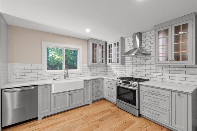 25 Holiday Lane, Chattanooga, TN 37415