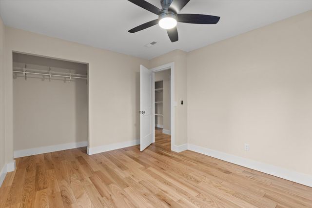25 Holiday Lane, Chattanooga, TN 37415