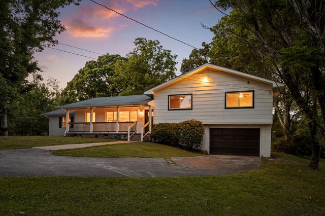 25 Holiday Lane, Chattanooga, TN 37415