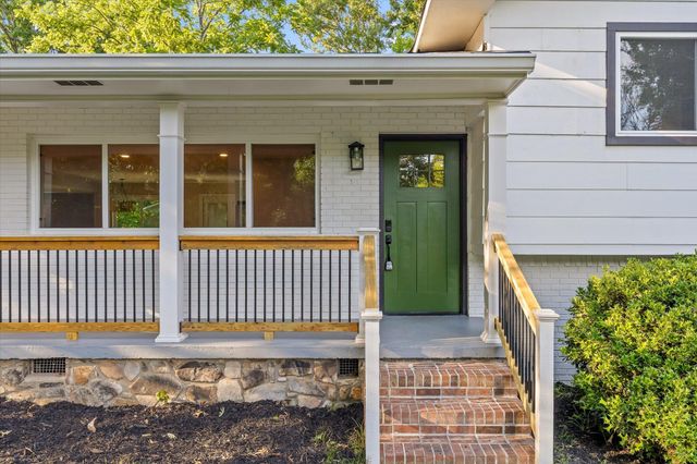 25 Holiday Lane, Chattanooga, TN 37415