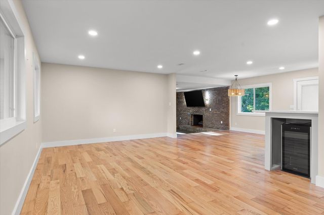 25 Holiday Lane, Chattanooga, TN 37415