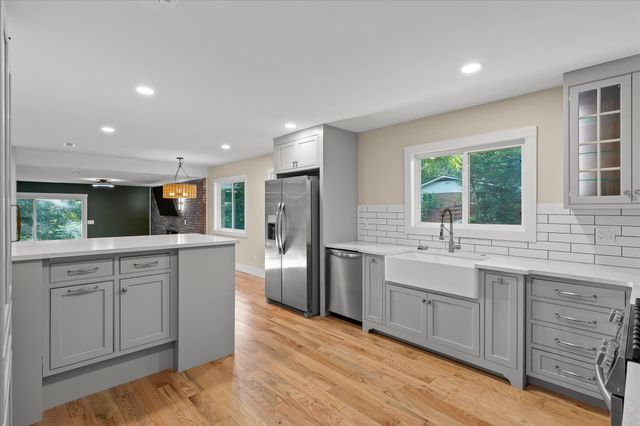 25 Holiday Lane, Chattanooga, TN 37415