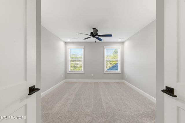 1816 Melton Meadows Drive, Maryville, TN 37803