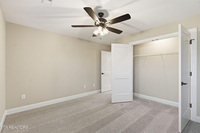 1816 Melton Meadows Drive, Maryville, TN 37803