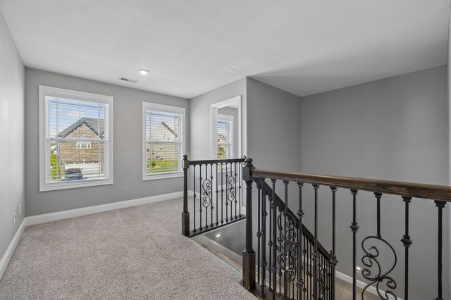 1045 Black Gum Ln, Clarksville, TN 37043