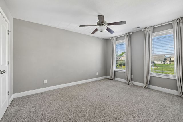 1045 Black Gum Ln, Clarksville, TN 37043