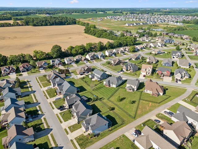 1045 Black Gum Ln, Clarksville, TN 37043