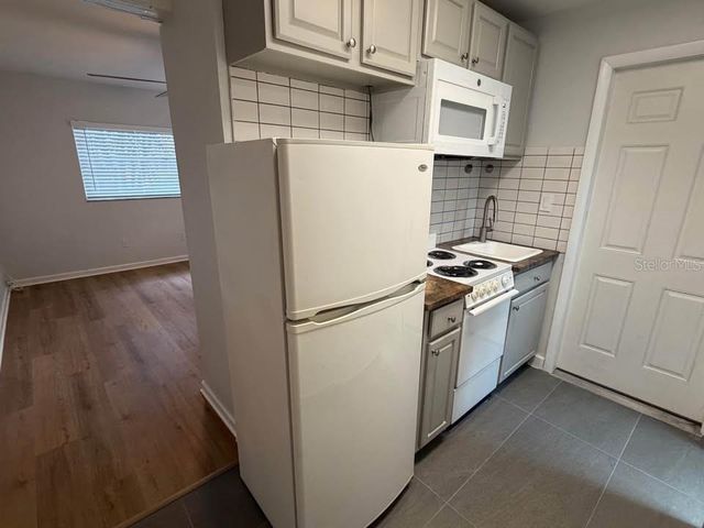 2568 LOTAFUN AVENUE, Winter Park, FL 32789
