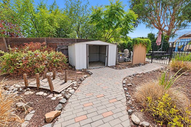 31831 Saint Pierre Lane, Lake Elsinore, CA 92530