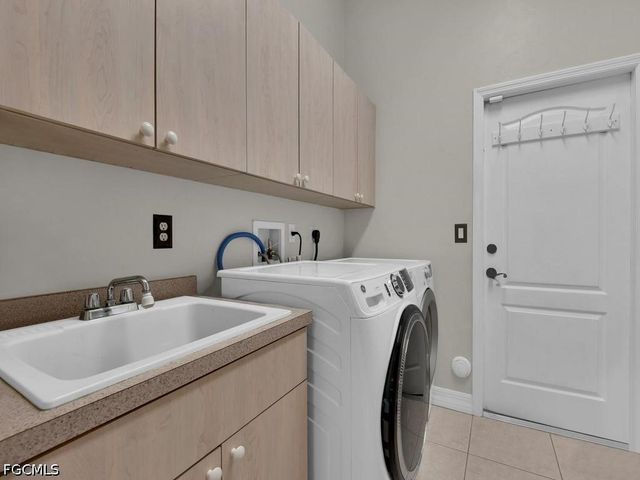 505 SE 29th ST, Cape Coral, FL 33904