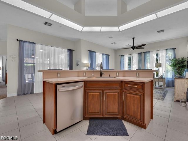 505 SE 29th ST, Cape Coral, FL 33904