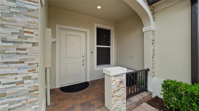 5544 NW 27th Pl, Lauderhill, FL 33313