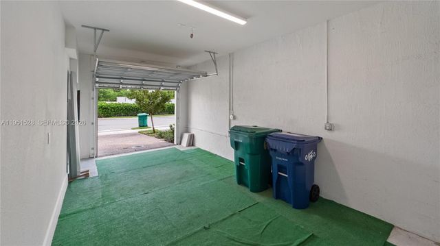 5544 NW 27th Pl, Lauderhill, FL 33313