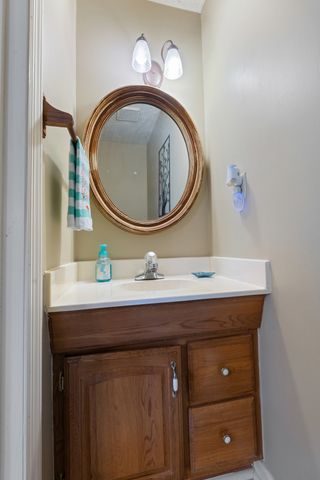 111 Curtis Dr, Waverly, TN 37185