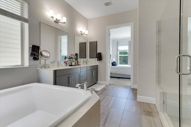 5820 Harper Park DR 3, Austin, TX 78735