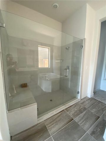 5820 Harper Park DR 3, Austin, TX 78735