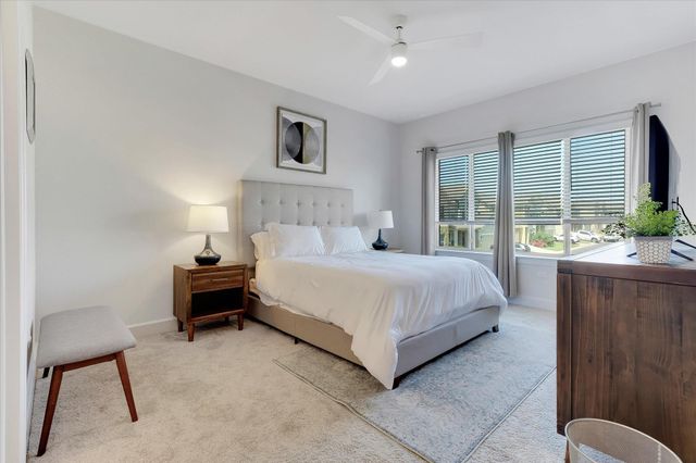 5820 Harper Park DR 3, Austin, TX 78735