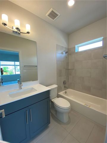 5820 Harper Park DR 3, Austin, TX 78735