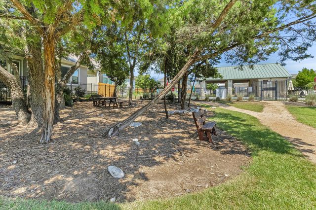 5820 Harper Park DR 3, Austin, TX 78735