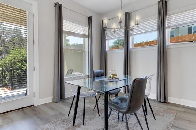 5820 Harper Park DR 3, Austin, TX 78735