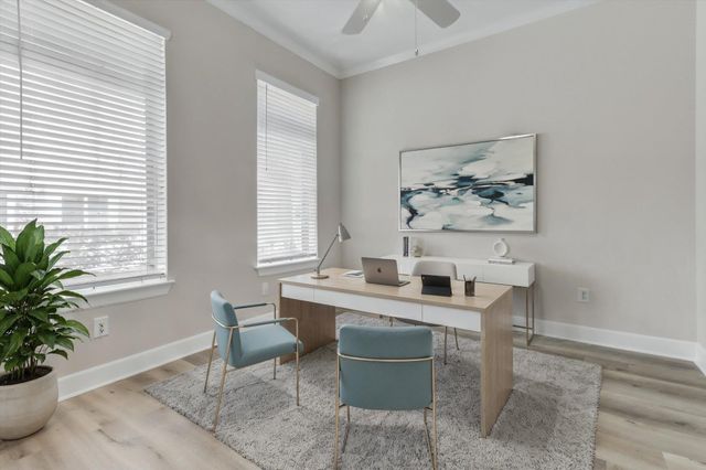 5820 Harper Park DR 3, Austin, TX 78735