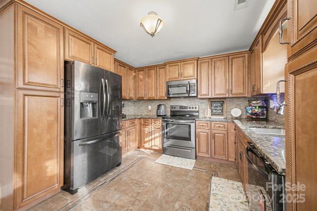 2713 Faith Lane, Indian Trail, NC 28079