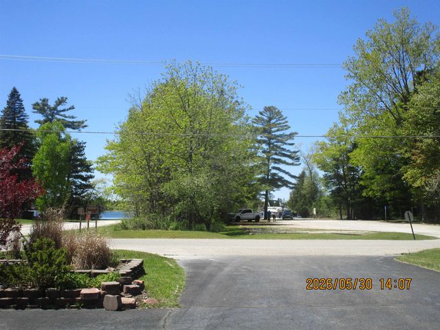 7900 E Cedar Lake Drive, Oscoda Twp, MI 48738