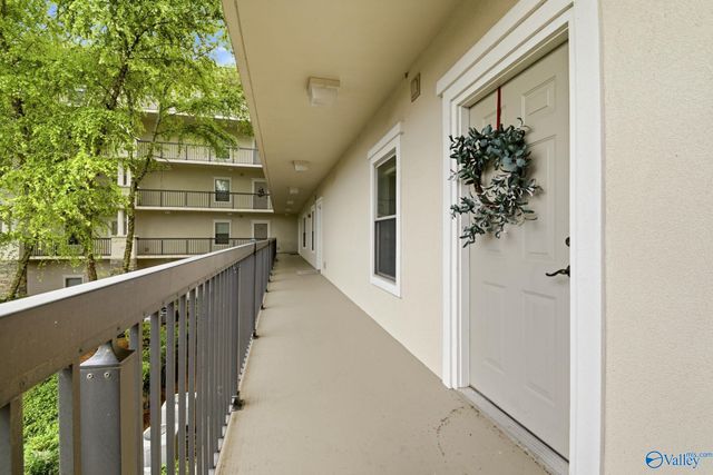 12100 Two Rivers Drive B2-2, Athens, AL 35611